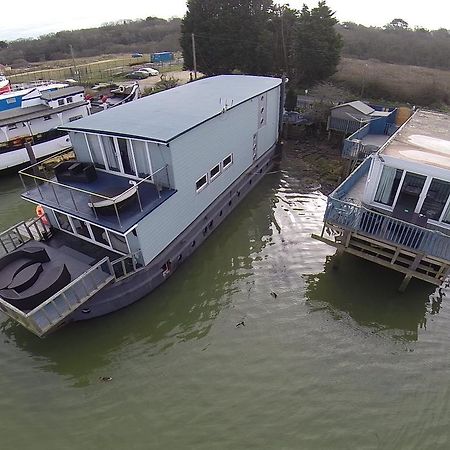 Bed and Breakfast Houseboat Harbourside View Newport  Exterior foto